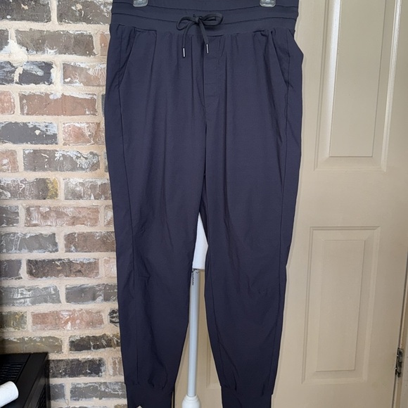 CRZ YOGA Dark Gray Drawstring Elasticized Waist Joggers - Picture 7 of 15